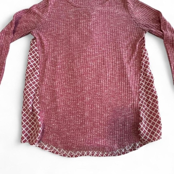 Como Vintage Long Sleeve Pink Patterned Top | Women's Size Medium |‎ Soft Knit - Picture 2 of 5